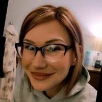 Lisa Labuda's Instagram, Twitter & Facebook