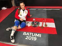 Sie ist mitglied im athletenclub union krems und wird von ihrem vater ewald fischer trainiert. Sarah Fischer Schafft Auch 2019 Wieder 2 Medaillen Bei Der Em Ogv