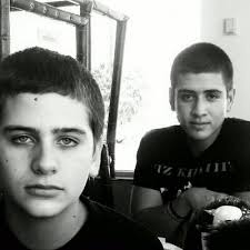 Dylan isaac Veach (@dylan_veach)