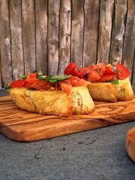 Bruschetta Einfach Lecker Perfekt Zum Selbermachen Fur Zuhause Rezept Einfach Lecker Rezepte Bruschetta