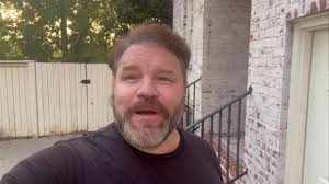 My GMC Gray Charles has a new lid! Thanks to my old pal Brent Buttrey for  coming over and helping me lift this new NGHTOWL off-road topper and avoid  a trip to the emergency room. There’s absolutely ...