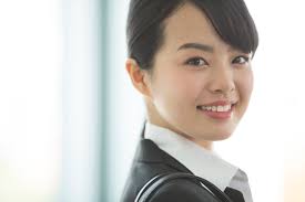 好印象な髪型とは就活時の適切な髪型とは女性男性別に解説