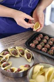 Recette De Conchiglioni Aux Boulettes A L Orientale In 2020 Conchiglioni Recipe Recipes Food Recipies
