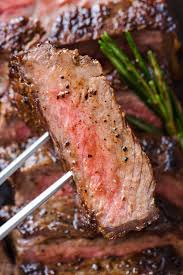 Pan Seared Steak With Garlic Butter Is Seared And Caramelized On The Outside And Juicy Inside It In 2020 Steak Recipes Pan Seared Pan Seared Steak Seared Steak Recipe