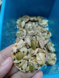 73 best images about biscuit hari raya on. Sedapnya Resepi Biskut Florentine Crunchy Almond Facebook