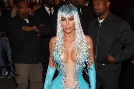 Kim kardashian goes incognito in daring outfit at kanye west's event. Kim Kardashian S Met Gala 2019 After Party Look Was Clearly Cher Inspired Teen Vogue