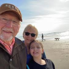 Red hickory, Carya ovalis. A great tree but a bit uncommon. It really needs  more exposure as a great nut tree for wildlife and human nut tree growers.  Northern Indiana, USA. |