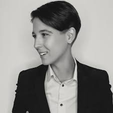 Ashley Donaldson (@itsashdonaldson)