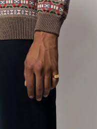 Maria Black Gold Gordon Signet Ring