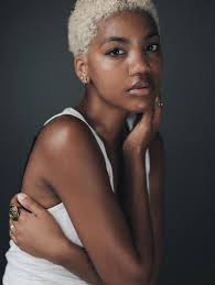 Toi Howard's Instagram, Twitter & Facebook