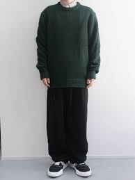 UNIVERSAL PRODUCTS - ローゲージカシミヤニット - Low Gage Cashmere Crew Neck Knit -  GREEN | ADDICT WEB SHOP