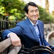 Amazon.com: Van Lai-DuMone: books, biography, latest update