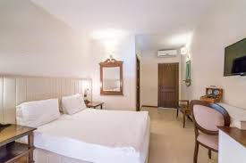 Hotelul laguna este unicul hotel din staţiunea vama veche cu o arhitectură originală de inspiraţie gaudiană, fiind construit în anul 2005. 30 Best Vama Veche Hotels Free Cancellation 2021 Price Lists Reviews Of The Best Hotels In Vama Veche Romania