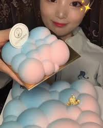 Cloud mousse cake 🤤 #FoodFestOnTikTok #tiktok #trending #mukbang #fypシ  #cookinghacks #mukbangeatingshow #mukbangvideo