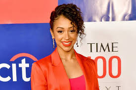 Elizabeth shaila koshy (born march 31, 1996) is an american actress, television host, comedian and youtuber. Liza Koshy Apologises For Perpetuating Racist Ideas