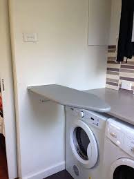 Uyoyous Bugelbrett Wandmontage Zusammenklappbares Bugelbrett Verstecktes Bugelbrett Anhebendes Bugelbrett In 2020 Bugelbrett Waschkuchendesign Schrank Organisation