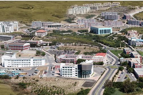 YAKIN DOĞU ÜNİVERSİTESİ – KKTC Üniversite