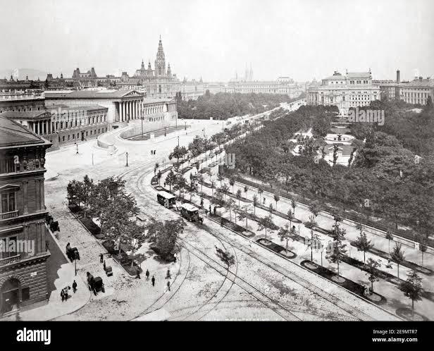 Late 19th century photograph - Elphinstone Circle, Bombay, Mumbai, India 1860's Stock Photo - Alamy