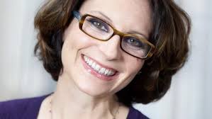 Bestselling author Meg Cabot, author of "The Princess Diaries," will visit  Westerville for a fan event Sept. 17. See link below ⬇️ bit.ly/3UuYyre