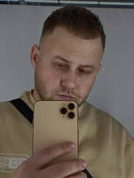 Piotr 'izak' Skowyrski