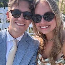 Stephanie Smelewski and Dion White's Wedding Registry