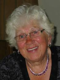 This is my mum Grace Browning who was form in kings Sombourne ..she was the  daughter of George and Kate Browning and married our dad Cyril Oram ..it is  with a very