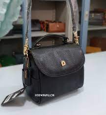 Selamat bergabung dengan payoo tas kulit, terimakasih sudah berkenan membaca sedikit cerita tentang kami. Home Papillon Leather
