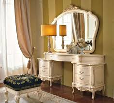 Semplici e lineari, possono essere declinate in diversi stili grazie. Stile Veneziano Sfarzo E Classe A Casa Tua Blog Casaomnia