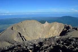 It lies at the se end of the bicol volcanic arc occupying the peninsula of the same name that forms the. Bulusan Volcano Crater May 26 2013 Mapio Net
