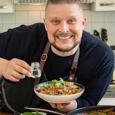 Kochshow ohne Kohle: Rezept für Nudeln mit Wodka-Soße