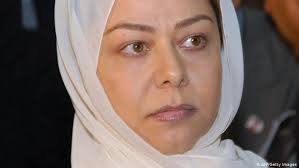 ونشرت رغد صدام حسين صورة من الصور المزيفة المتداولة وتضمنت التعليقات وبمجرد تداول مقطع الفيديو انهالت التعليقات عليه ومن بينها: Ø±ØºØ¯ ØµØ¯Ø§Ù… Ø­Ø³ÙŠÙ† Ø¹Ù„Ù‰ Ù‚Ù†Ø§Ø© Ø§Ù„Ø¹Ø±Ø¨ÙŠØ© Ø±Ø³Ø§Ø¦Ù„ ÙˆØ£Ø¯ÙˆØ§Ø± Ø³ÙŠØ§Ø³Ø© ÙˆØ§Ù‚ØªØµØ§Ø¯ ØªØ­Ù„ÙŠÙ„Ø§Øª Ù…Ø¹Ù…Ù‚Ø© Ø¨Ù…Ù†Ø¸ÙˆØ± Ø£ÙˆØ³Ø¹ Ù…Ù† Dw Dw 16 02 2021