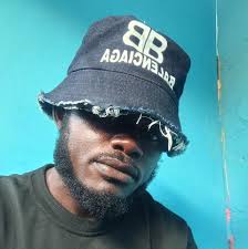 🟠🟠 Buzz Cameroonian Singer GOMEZ OBA Returns From US Tour With New Car  Woman crooner Gomez is back in Cameroon after touring the United States  from May 9th till the last days