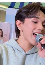 Face Card Grabbing by Ethan David