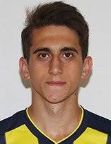 Stuttgart ise ömer faruk beyaz ile 4 yıllık sözleşme imzalandığını duyurdu. Omer Beyaz Contact Information Football Player