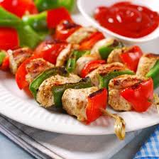 Brochettes De Poulet Marine Au Citron Et Cumin Recette Brochette Poulet Brochette Poulet Marine Poulet Marine Citron