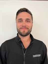 Daniel Kalmar's Instagram, Twitter & Facebook