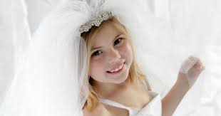 Don't Mess With My Tutus! : Open the Box!