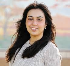 Christa Henley's Instagram, Twitter & Facebook