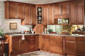 Orchard Cathedral Cherry Spice Traditional Kitchen Shenandoah Oak Cathedral Kitchen Cabinets Set Homeowners Discount Orchard Cathedral Cherry Spice Traditiona With Images Kitchen Set Cabinet Kitchen Cabinets Kitchen Cabinet Layout