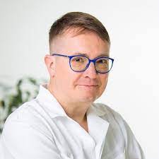 President of the czech dental chamber, dental surgeon, laser specialist, tutor, businessperson blokuji profesionální pr prudiče a za sprosté nadávky. Doc Mudr Roman Smucler Csc Estheticon Com