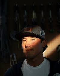 Academy Award-winning director follows world-class athletes in "Downhill  Challenge with Jimmy Chin" broadcast for the first time in Japan