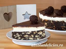Un tort pentru o familie mare! Absolut Delicios Tort De Biscuiti Cu Ciocolata Reteta Video