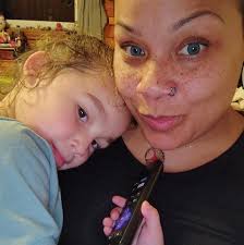 Are there programs to help single males with assistance, food, bills, and  mental health?