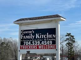 Gunter's Family Kitchen serves up homestyle cookin' in The Grove