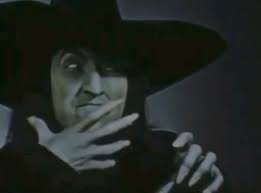 Margaret Hamilton's frightening Wicked Witch of the West, in  behind-the-scenes footage from #TheWizardofOz, recorded by the film's  composer, Harold Arlen.