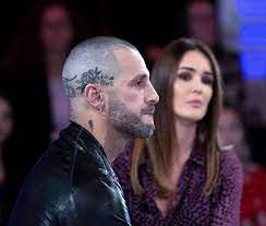 Fabrizio corona è tornato in carcere. Fabrizio Corona Nuovo Look Dopo Il Carcere Barba E Capelli Lunghi