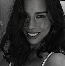 Pabllo Vittar é a primeira drag queen do mundo a cantar no Coachella ❤️ Do  Maranhão para o mundo! 🇧🇷 Pabllo Vittar se tornou a primeira drag queen  da história a se