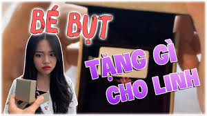 Nhận là fan của giày jordan, linh ngọc đàm sẵn sàng chi từ hàng trăm đến nghìn đô cho những đôi hot nhất (ảnh: Bá»¥t Bat Ngá» Táº·ng Ban Chan Meo Va Pháº£n á»©ng Cá»§a Linh Ngá»c Ä'am Youtube