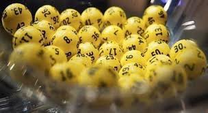 Qui puoi verificare se oggi è stata già fatta l'estrazione del lotto 6 aus 49 e in tal caso visualizzarne i numeri e accedere a tutte le informazioni di . Estrazioni Del Lotto E 10 E Lotto Di Oggi Venerdi 27 Dicembre 2019