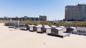 D iese site bietet pro strandhaus eine kurzb eschreibung, wodurch ein vergleich einfach ist. Die Strandhauser In Zandvoort Von Strand 21 Bollenstreek